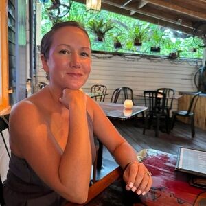 Meet your Posher, Leigh